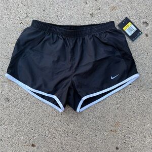 Nike Dri-Fit Tempo Shorts 3”